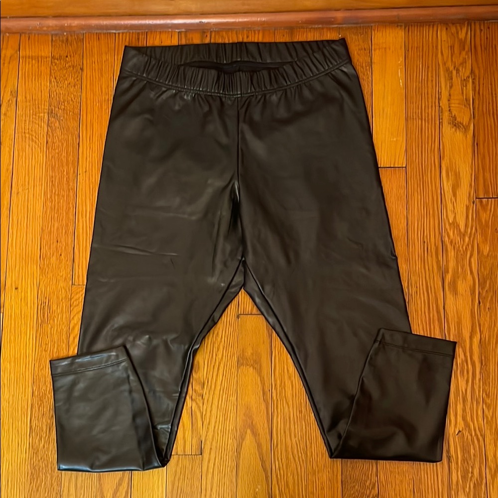 Old Navy Black Skinny Pants Sleek Tapered Fit